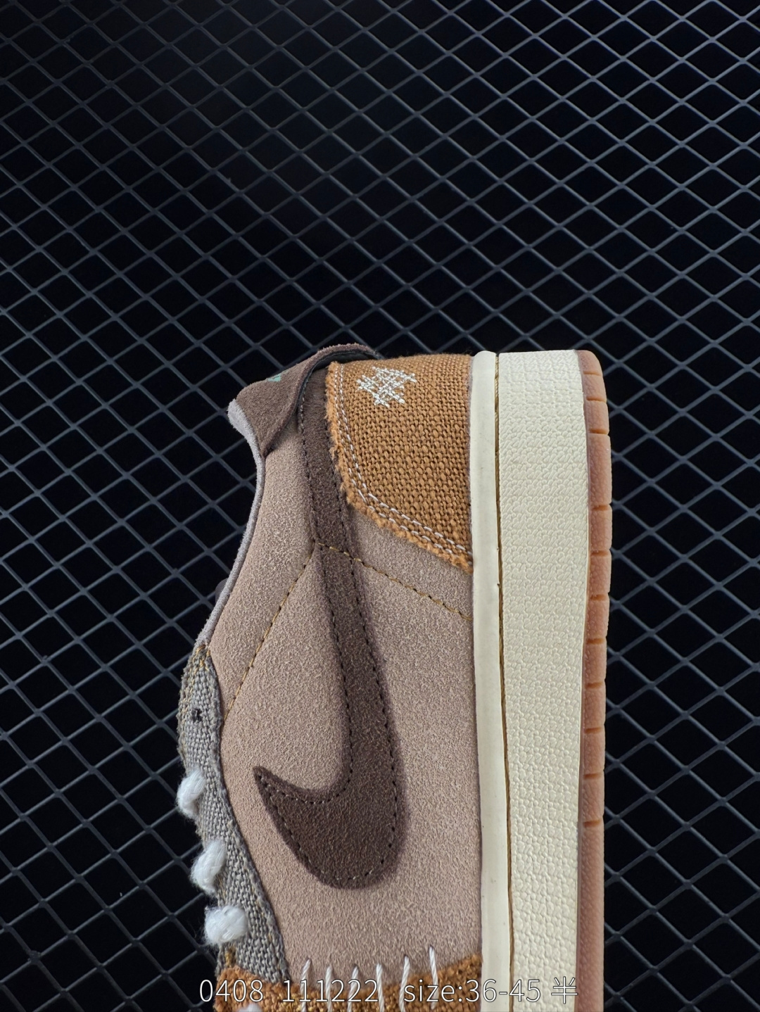 Travis Scott x Air Jordan 1 ” Reverse Mocha “